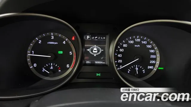 Hyundai Santa Fe 2015 thumb 8