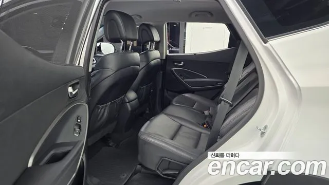 Hyundai Santa Fe 2015 thumb 12