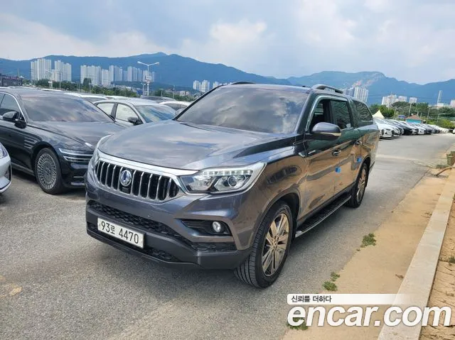 KG_Mobility_Ssangyong Rexton 2019 thumb 2