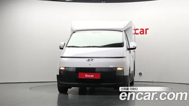 Hyundai Staria 2025 thumb 3