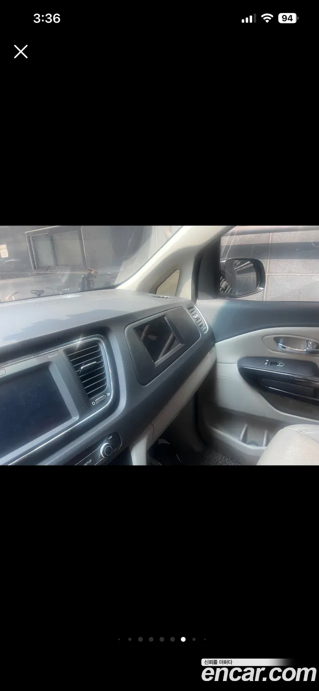 Kia Carnival 2018 thumb 9