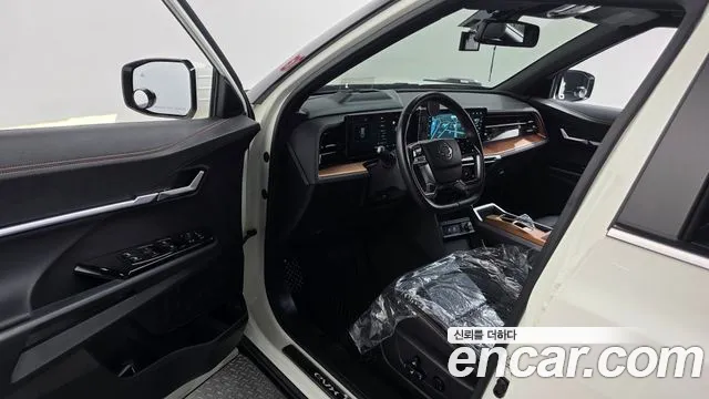 KG_Mobility_Ssangyong Torres 2024 thumb 10