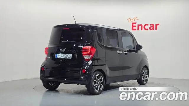 Kia Ray 2018 thumb 2