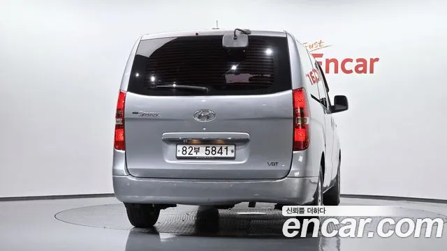 Hyundai Starex 2014 thumb 3
