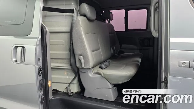 Hyundai Starex 2014 thumb 10