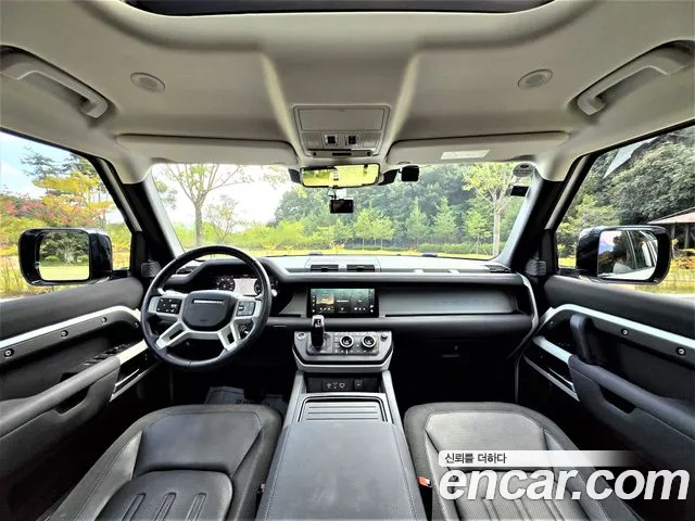 Land Rover Defender 2020 thumb 7