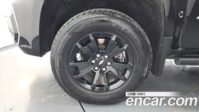 ChevroletGMDaewoo Colorado 2022 thumb 5
