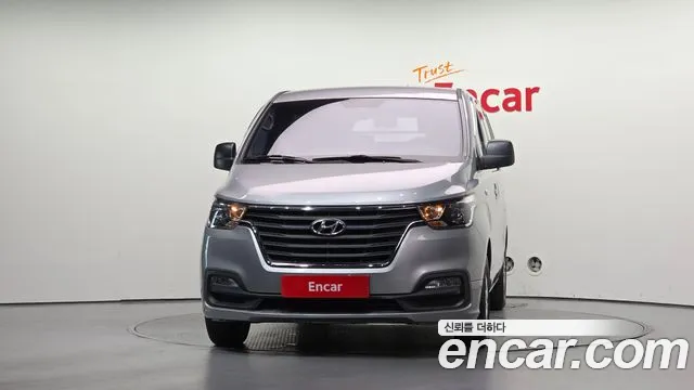 Hyundai Starex 2018 thumb 3