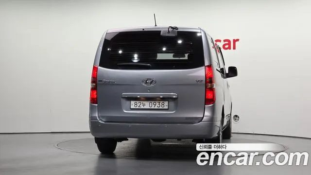 Hyundai Starex 2018 thumb 4