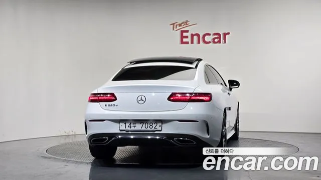 Mercedes-Benz E-Класс 2017 thumb 4