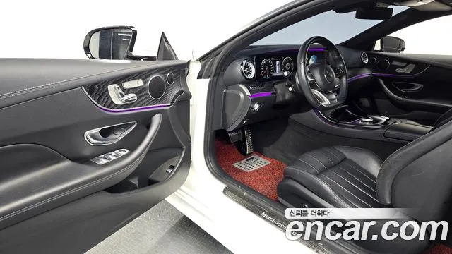 Mercedes-Benz E-Класс 2017 thumb 10