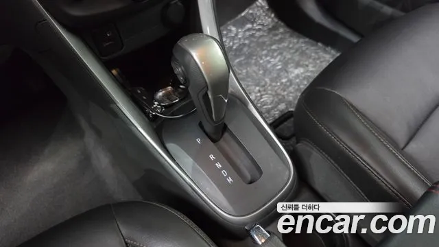 ChevroletGMDaewoo Tracker 2017 thumb 9