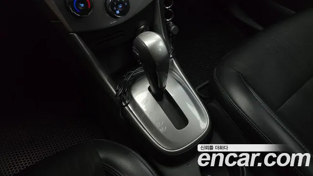 ChevroletGMDaewoo Tracker 2014 thumb 9