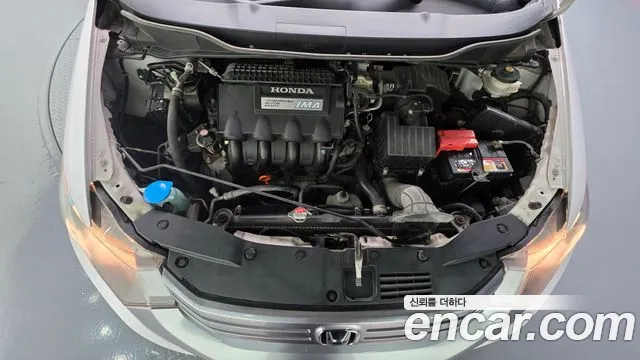 Honda Insight 2011 thumb 6