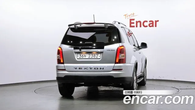 KG_Mobility_Ssangyong Rexton 2015 thumb 4
