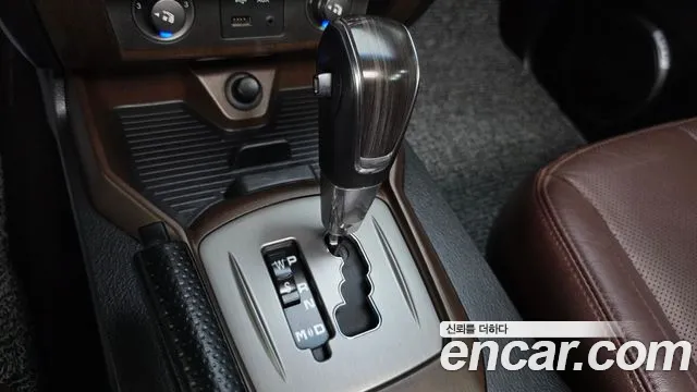 KG_Mobility_Ssangyong Rexton 2015 thumb 9