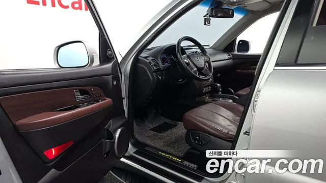 KG_Mobility_Ssangyong Rexton 2015 thumb 10