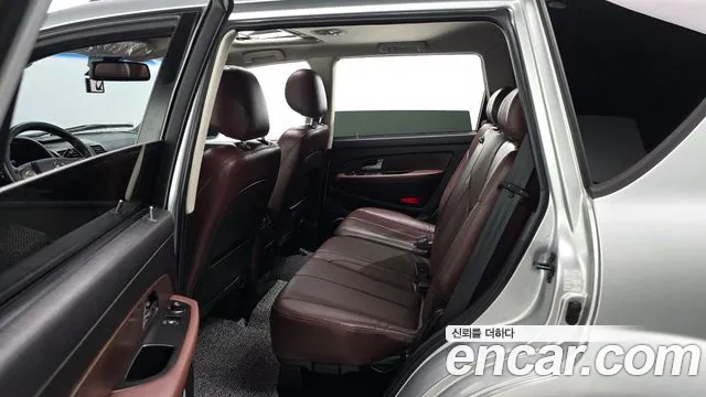 KG_Mobility_Ssangyong Rexton 2015 thumb 12