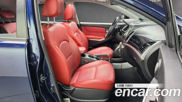 KG_Mobility_Ssangyong KORANDO 2015 thumb 12