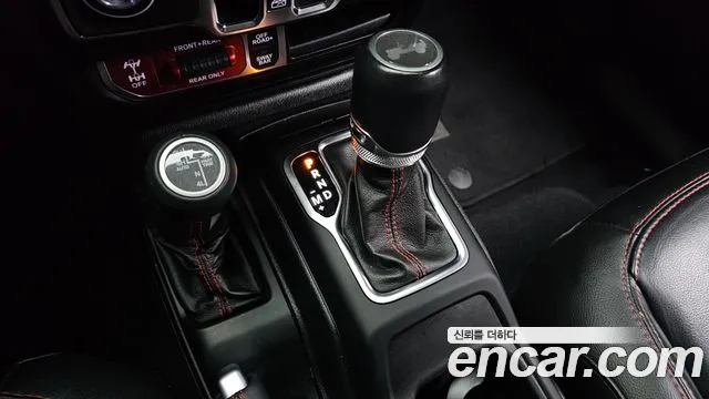 Jeep Wrangler 2021 thumb 9