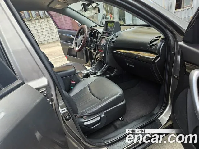 Kia Sorento 2011 thumb 6