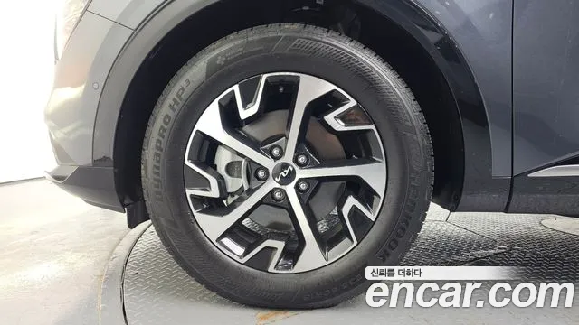 Kia Sportage 2023 thumb 5