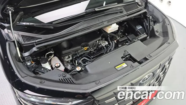 Toyota Alphard 2024 thumb 6