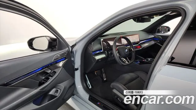 BMW M5 2026 thumb 10
