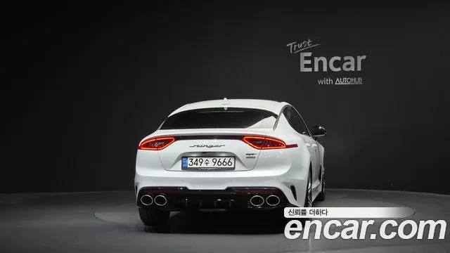 Kia Stinger 2020 thumb 4