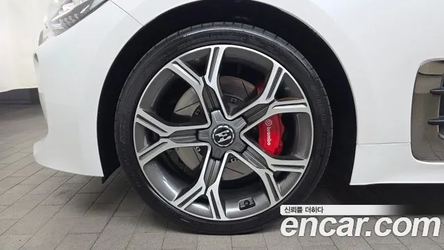 Kia Stinger 2020 thumb 5