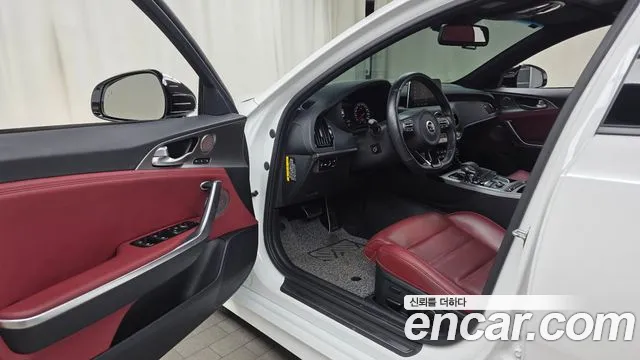 Kia Stinger 2020 thumb 10
