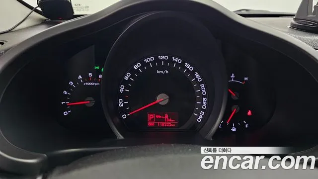 Kia Sportage 2010 thumb 8
