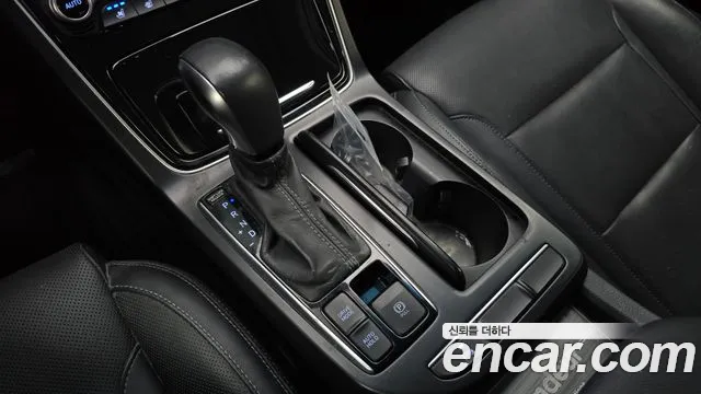 Hyundai Grandeur 2017 thumb 9