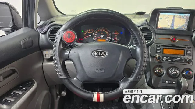 Kia Carens 2007 thumb 11