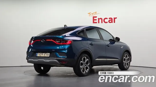 Renault-KoreaSamsung Arkana 2023 thumb 2