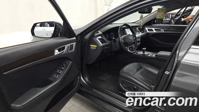 Genesis G80 2019 thumb 10