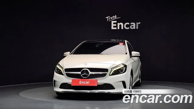 Mercedes-Benz A-Класс 2016 thumb 3