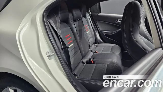 Mercedes-Benz A-Класс 2016 thumb 11