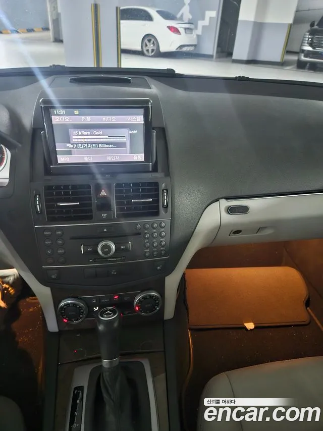 Mercedes-Benz C-Класс 2009 thumb 8