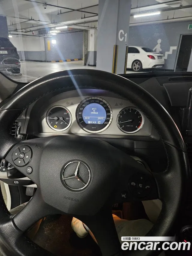 Mercedes-Benz C-Класс 2009 thumb 9