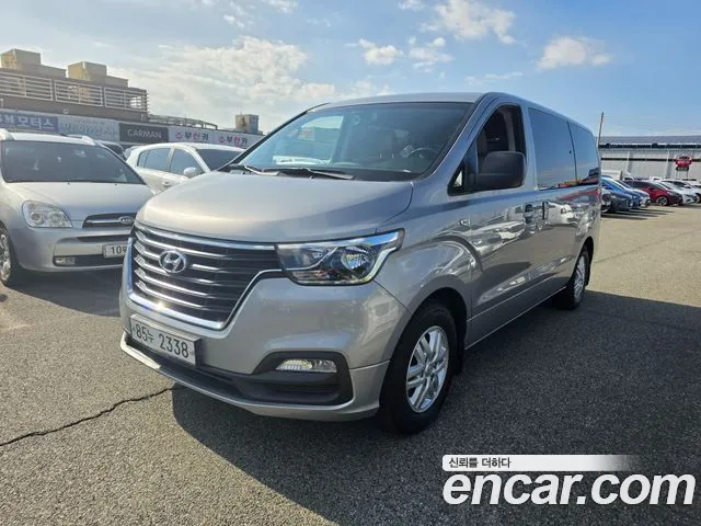 Hyundai Starex 2020 thumb 2