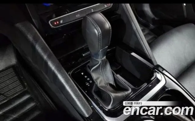 Renault-KoreaSamsung Megane 2016 thumb 9