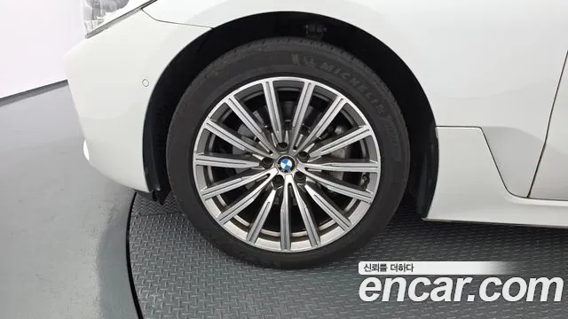 BMW Gran Turismo 2019 thumb 5