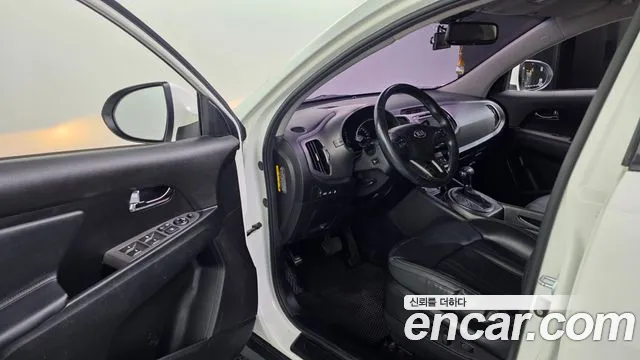 Kia Sportage 2013 thumb 10