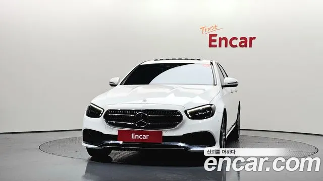 Mercedes-Benz E-Класс 2023 thumb 3