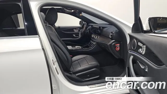 Mercedes-Benz E-Класс 2023 thumb 11
