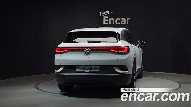 Volkswagen ID.4 2023 thumb 4