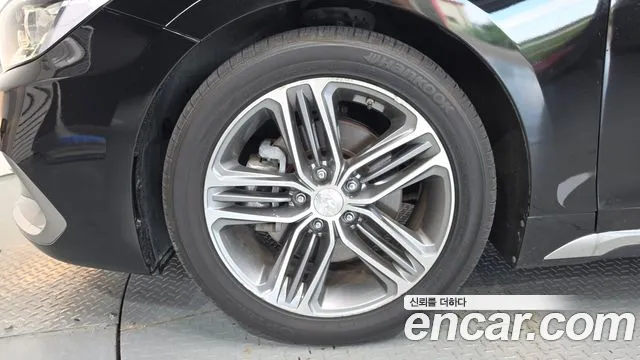 Hyundai Grandeur 2016 thumb 5