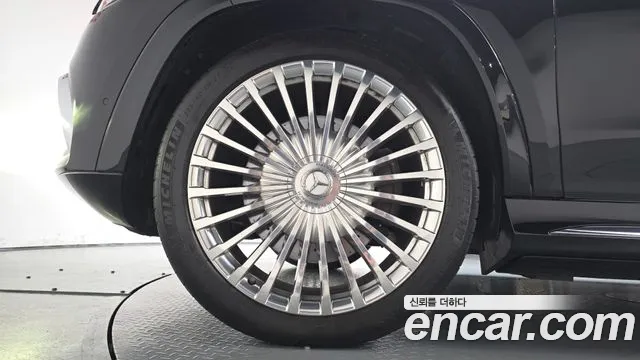 Mercedes-Benz GLS 2023 thumb 5