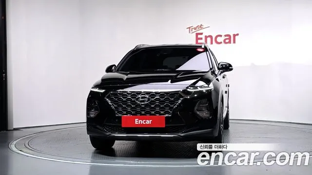 Hyundai Santa Fe 2018 thumb 3